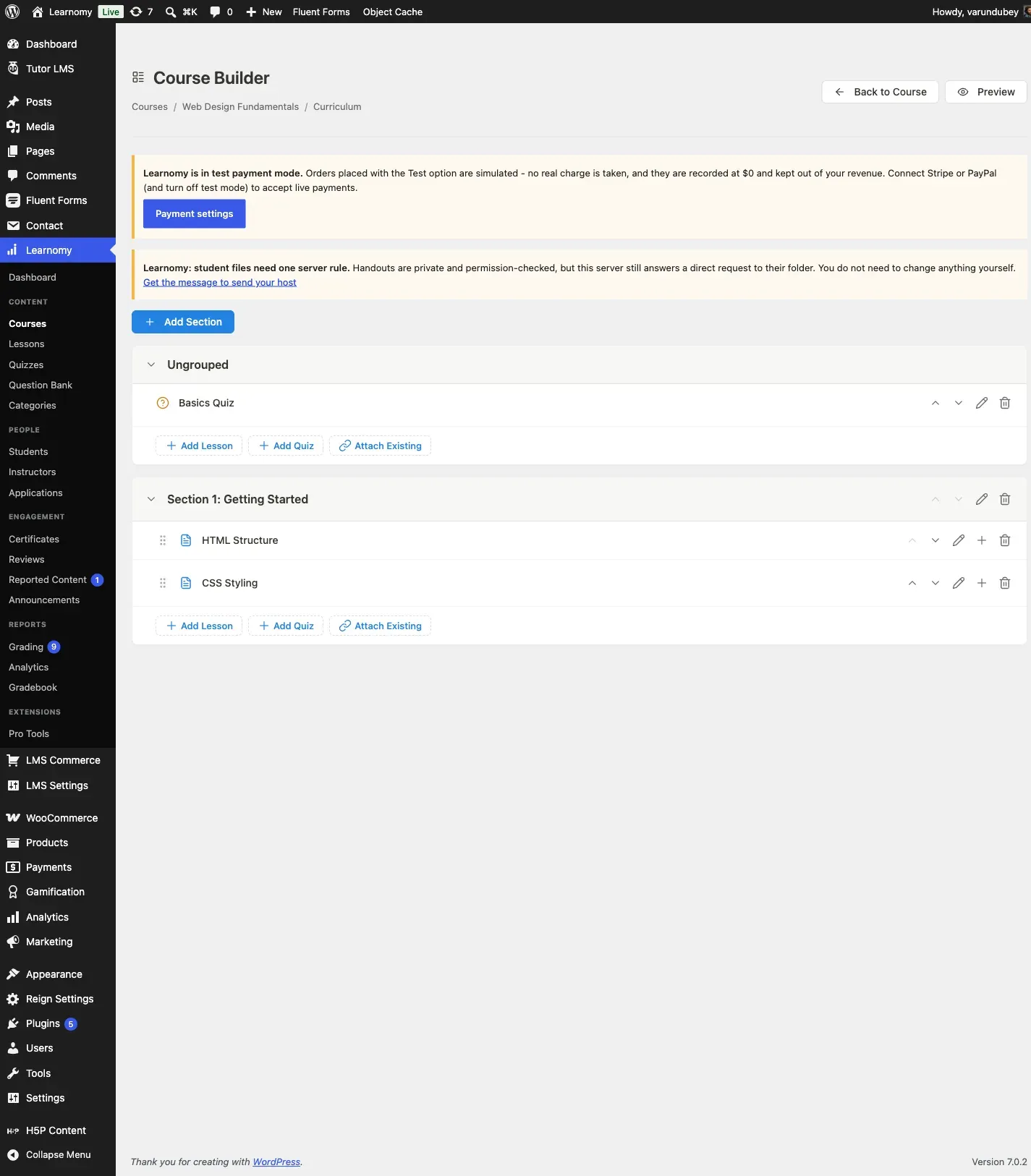 Course Builder showing a migrated course with its section, lessons, and an ungrouped quiz